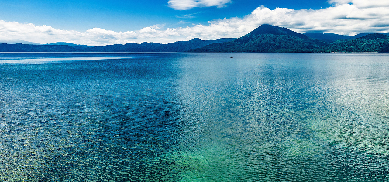 支笏湖の美しい風景